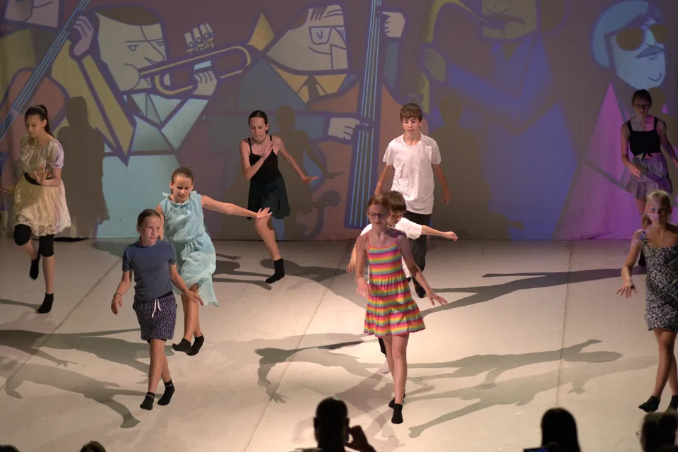 Děti ze Street Dance při tanečním vystoupení